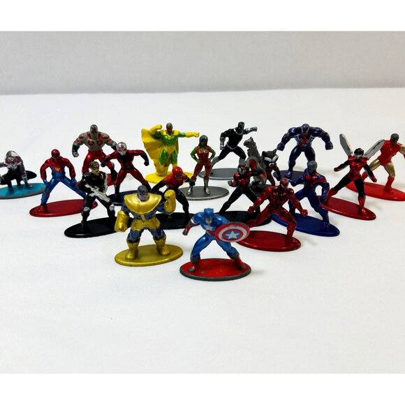 Marvel Nano Metalfigs mixed lot of 18 figures Spider-verse Spider-man Thanos - Picture 1 of 16